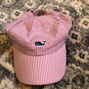 Striped vineyard vines hat